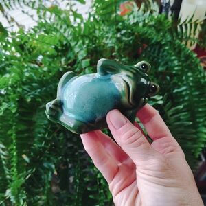 Vintage Green Ceramic Frog Figurine
